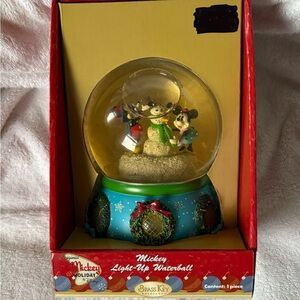 Original Mickey Holiday By Disney Mickey Light Up Waterfall SnowGlobe NEW